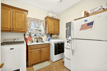 Custom Home for Sale with Lake Views in Lexington, TN - image 38