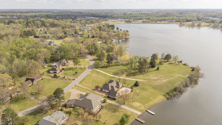 Custom Home for Sale with Lake Views in Lexington, TN - image 44