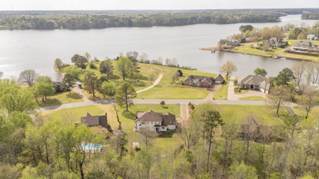 Custom Home for Sale with Lake Views in Lexington, TN - image 45