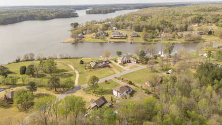 Custom Home for Sale with Lake Views in Lexington, TN - image 46