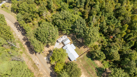 Remodeled Home for Sale on Large Lot in Medon, TN - image 35