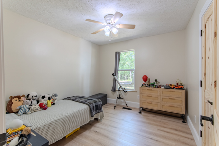 Remodeled Home for Sale on Large Lot in Medon, TN - image 19