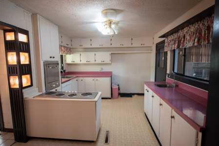 Home For Sale In Mangum, Oklahoma - image 9