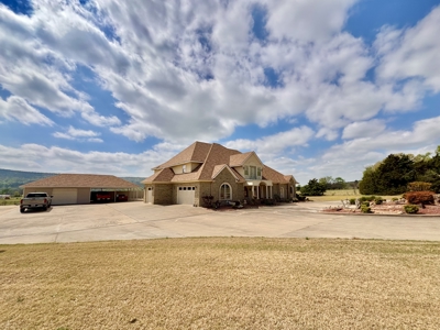 Luxury Home and 51 Acres for sale Hartshorne OK. - image 43