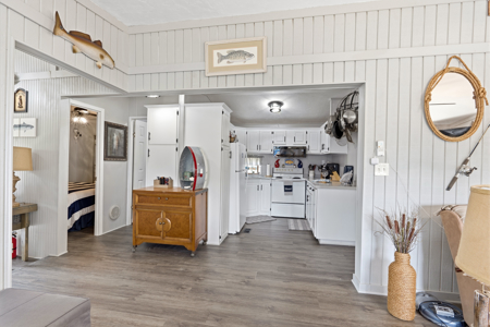 Canal Front Home With Boat House in Suwannee, FL - image 33