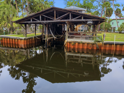 Canal Front Home With Boat House in Suwannee, FL - image 9