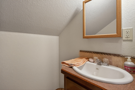 Locust Grove, Oklahoma Country Home For Sale - image 25