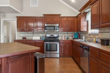 Locust Grove, Oklahoma Country Home For Sale - image 15