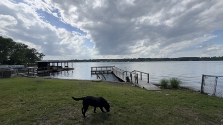 Completely Remodeled Lakefront Home in Lone Star Texas - image 22