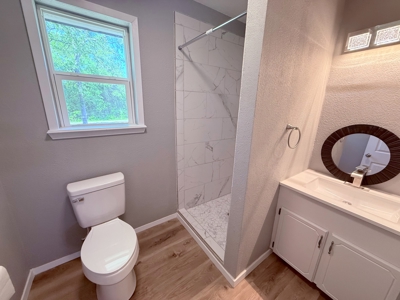 Brand New Remodeled 3BR-2BA on 2 Acres Yantis Hopkins County TX - image 21