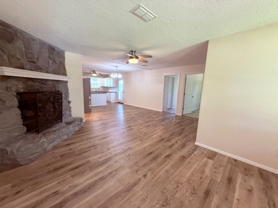 Brand New Remodeled 3BR-2BA on 2 Acres Yantis Hopkins County TX - image 5