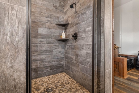 Luxury Custom Log Home on 25 Acres in Western Grove For Sale - image 22