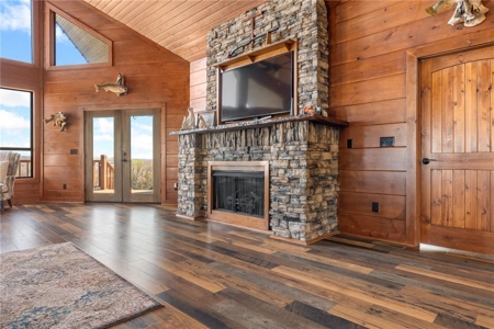 Luxury Custom Log Home on 25 Acres in Western Grove For Sale - image 7