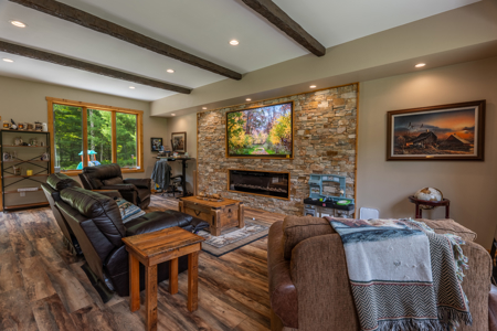 Beautiful Lakefront Home on Lake Arbutus, WI - image 11