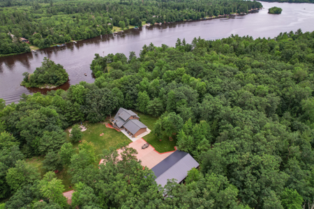Beautiful Lakefront Home on Lake Arbutus, WI - image 38