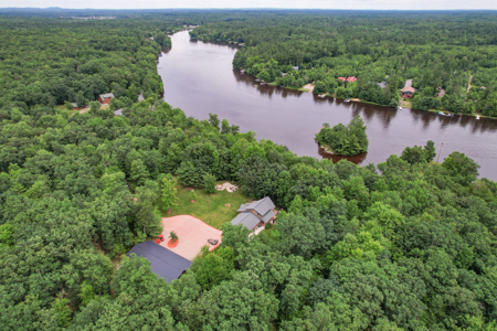 Beautiful Lakefront Home on Lake Arbutus, WI - image 37