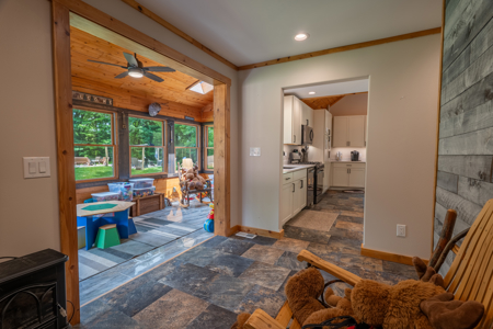 Beautiful Lakefront Home on Lake Arbutus, WI - image 25