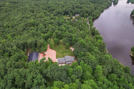 Beautiful Lakefront Home on Lake Arbutus, WI - image 6