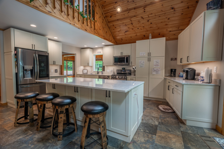 Beautiful Lakefront Home on Lake Arbutus, WI - image 8