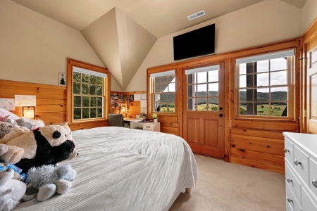 Modern Log Home on 125+ Acres Bordering National Forest - image 18