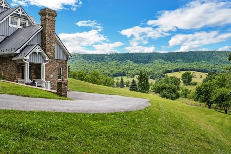 Modern Log Home on 125+ Acres Bordering National Forest - image 30