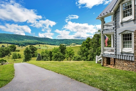 Modern Log Home on 125+ Acres Bordering National Forest - image 23
