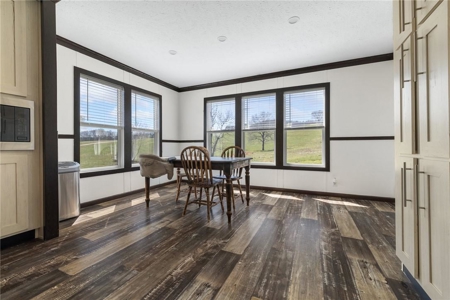 Custom Log Home on 36 Acres & Guest Home Newton Co For Sale - image 35