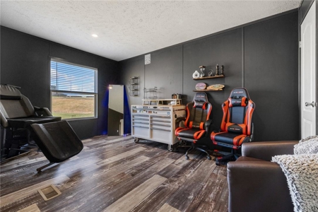 Custom Log Home on 36 Acres & Guest Home Newton Co For Sale - image 41