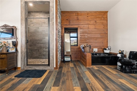 Custom Log Home on 36 Acres & Guest Home Newton Co For Sale - image 21