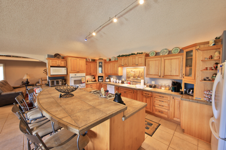 Country Home with Shop, Acreage, Irrigation For Sale in Colorado - image 11