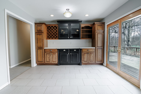 12± Acres with Creek, Shop & Spacious Home Near Cameron - image 5