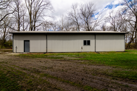 12± Acres with Creek, Shop & Spacious Home Near Cameron - image 28