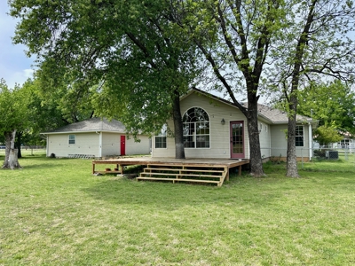 3 Bed Home on 1.99 Acres in Brownwood TX with Shop - image 24