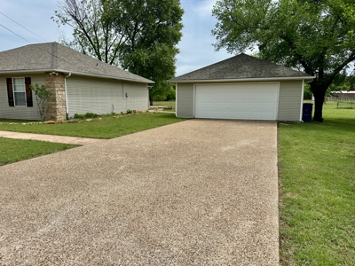 3 Bed Home on 1.99 Acres in Brownwood TX with Shop - image 35