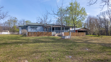 Country Homes and Acreage in the Heart of the Missouri Ozarks - image 4