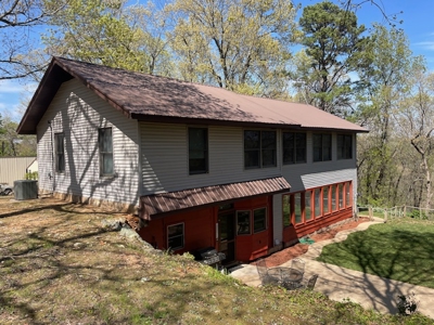 Hobbit House in the Ozark Mountains - image 6