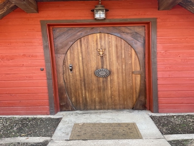 Hobbit House in the Ozark Mountains - image 2