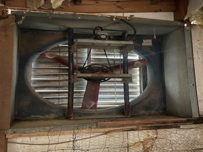 Hobbit House in the Ozark Mountains - image 32