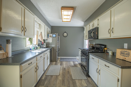 Home For Sale Marion, IA Linn-Mar - image 5