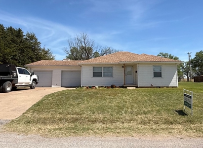 Updated Family Home in Waynoka, OK - image 1