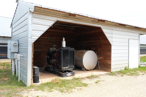 Collins, MS Poultry Pullet Farm for Sale