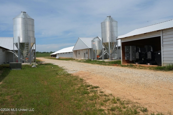 Collins, MS Poultry Pullet Farm for Sale