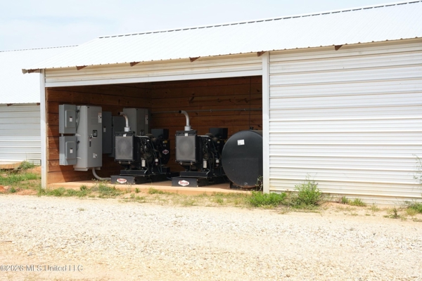 Collins, MS Poultry Pullet Farm for Sale