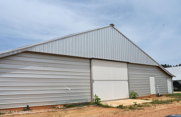 Collins, MS Poultry Pullet Farm for Sale