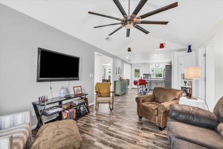 Glen Rose, Texas Home For Sale - image 11