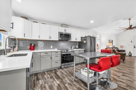 Glen Rose, Texas Home For Sale - image 17