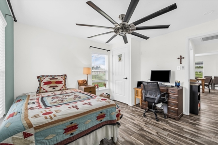 Glen Rose, Texas Home For Sale - image 22