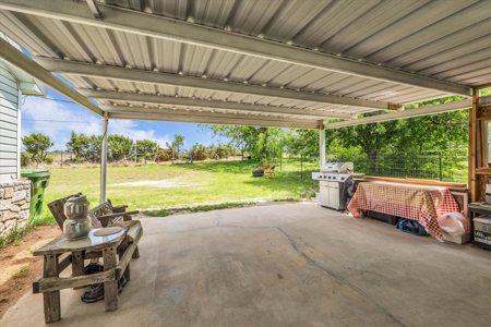 Glen Rose, Texas Home For Sale - image 6