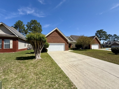 Move-In Ready Home in Hidden Lake West Community in Dothan, AL - image 3