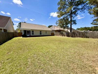 Move-In Ready Home in Hidden Lake West Community in Dothan, AL - image 29